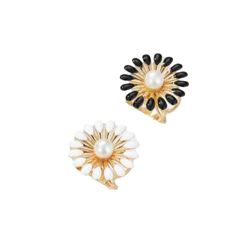 Wholesale Minimalist Floral  Pearl Rings - Fashion Jewelry Accessory for Everyday Wear or Boutique Resale