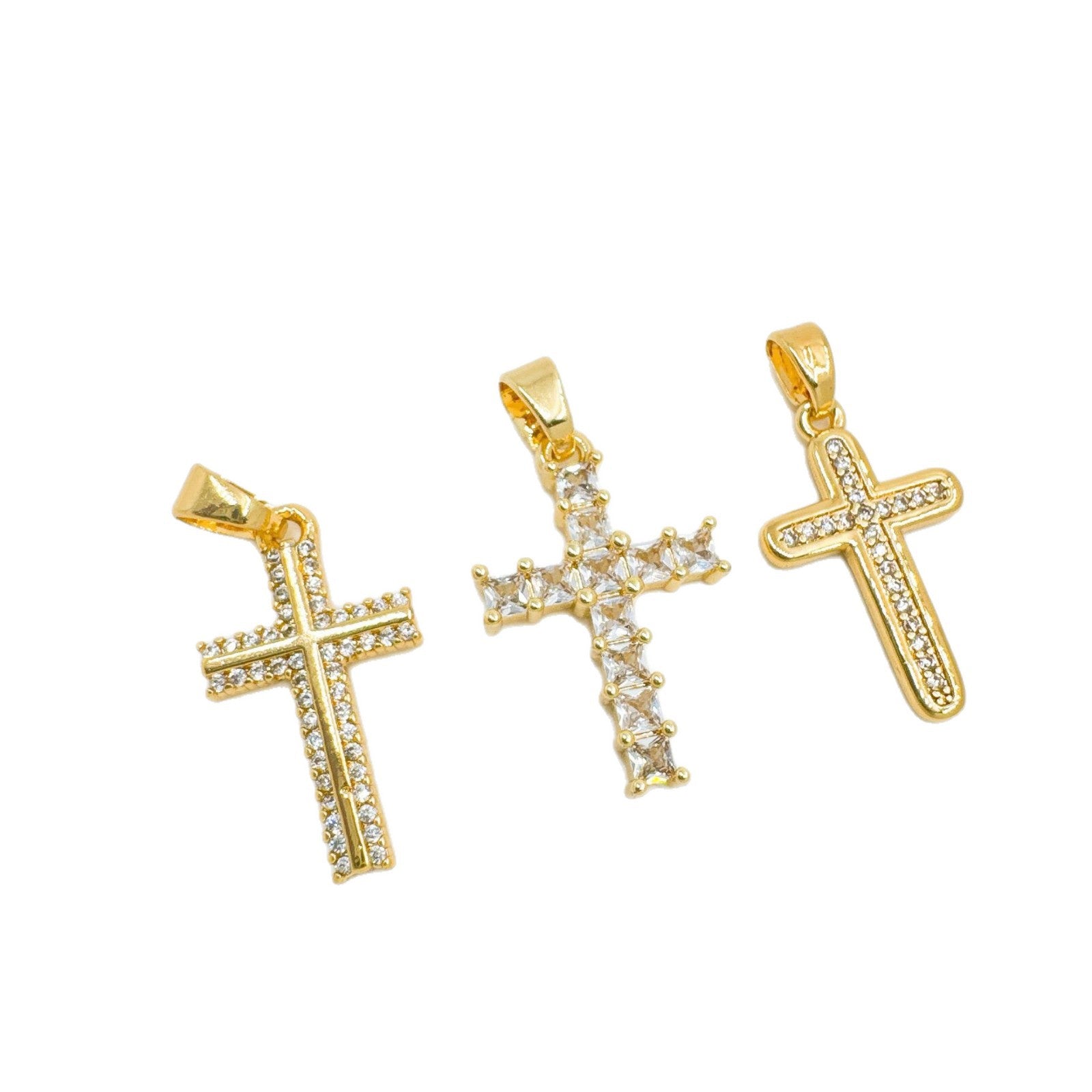Wholesale Light Luxury Design Copper Gold Plated Micro Inlaid Zircon Cross Necklace