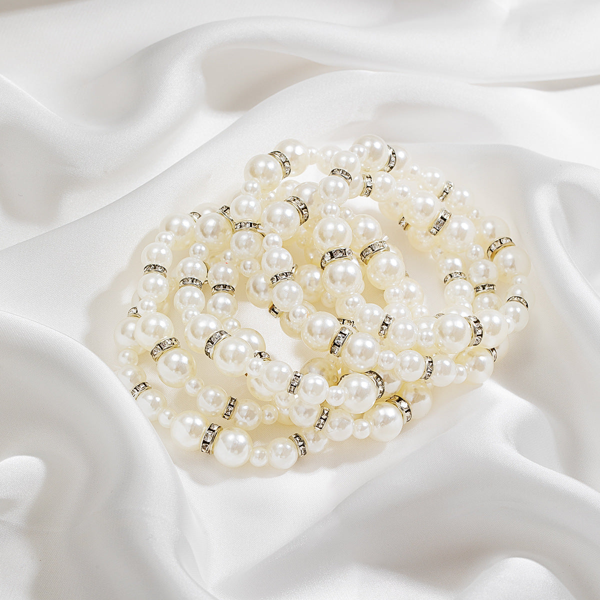 Wholesale Exaggerated iron ring glass rhinestone pearl beaded bracelet