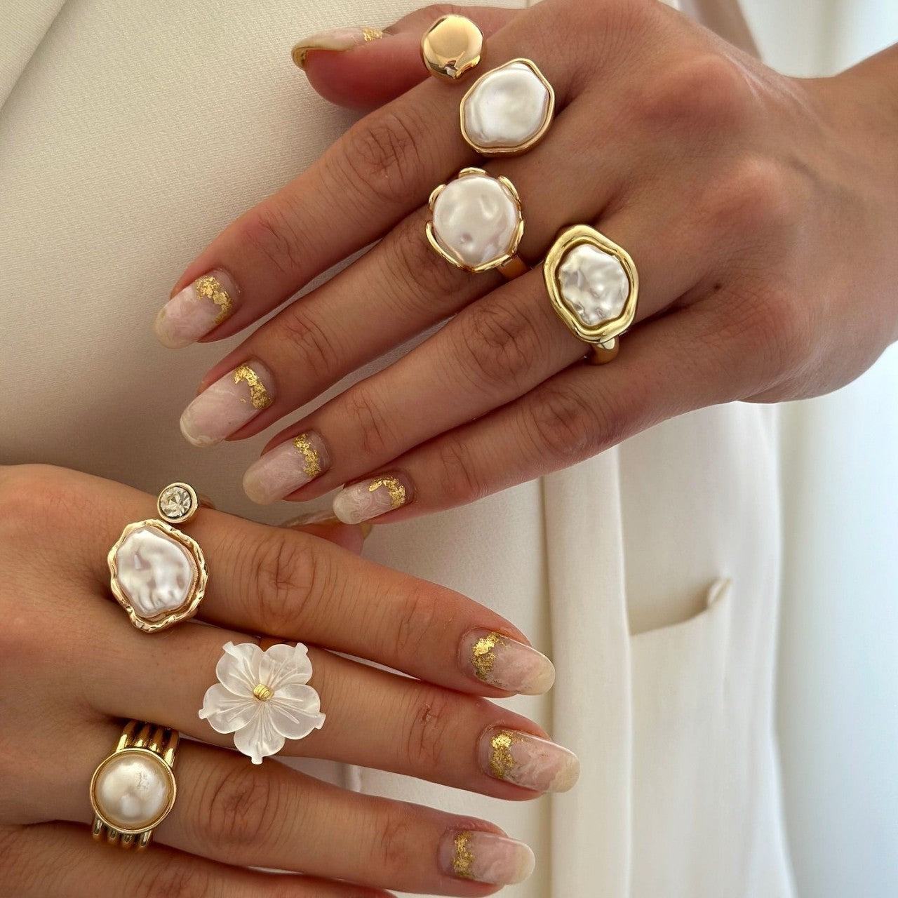 Wholesale Vintage French Style Imitation Pearl Ring Set - Irregular Flower Design Women' s Fashion Accessory