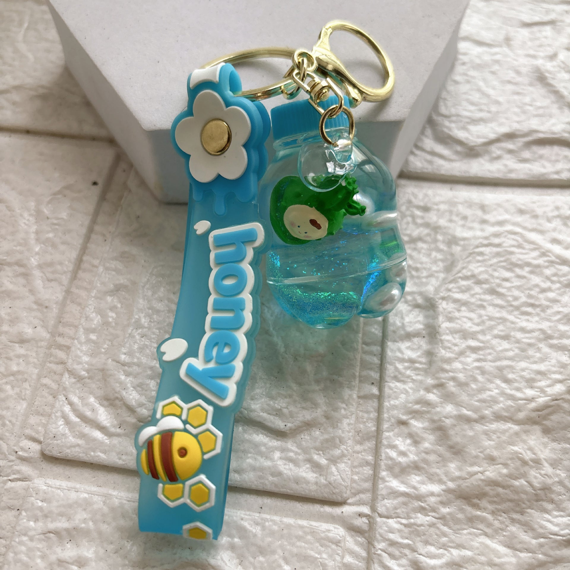 Wholesale Quicksand Acrylic Cactus Keychain