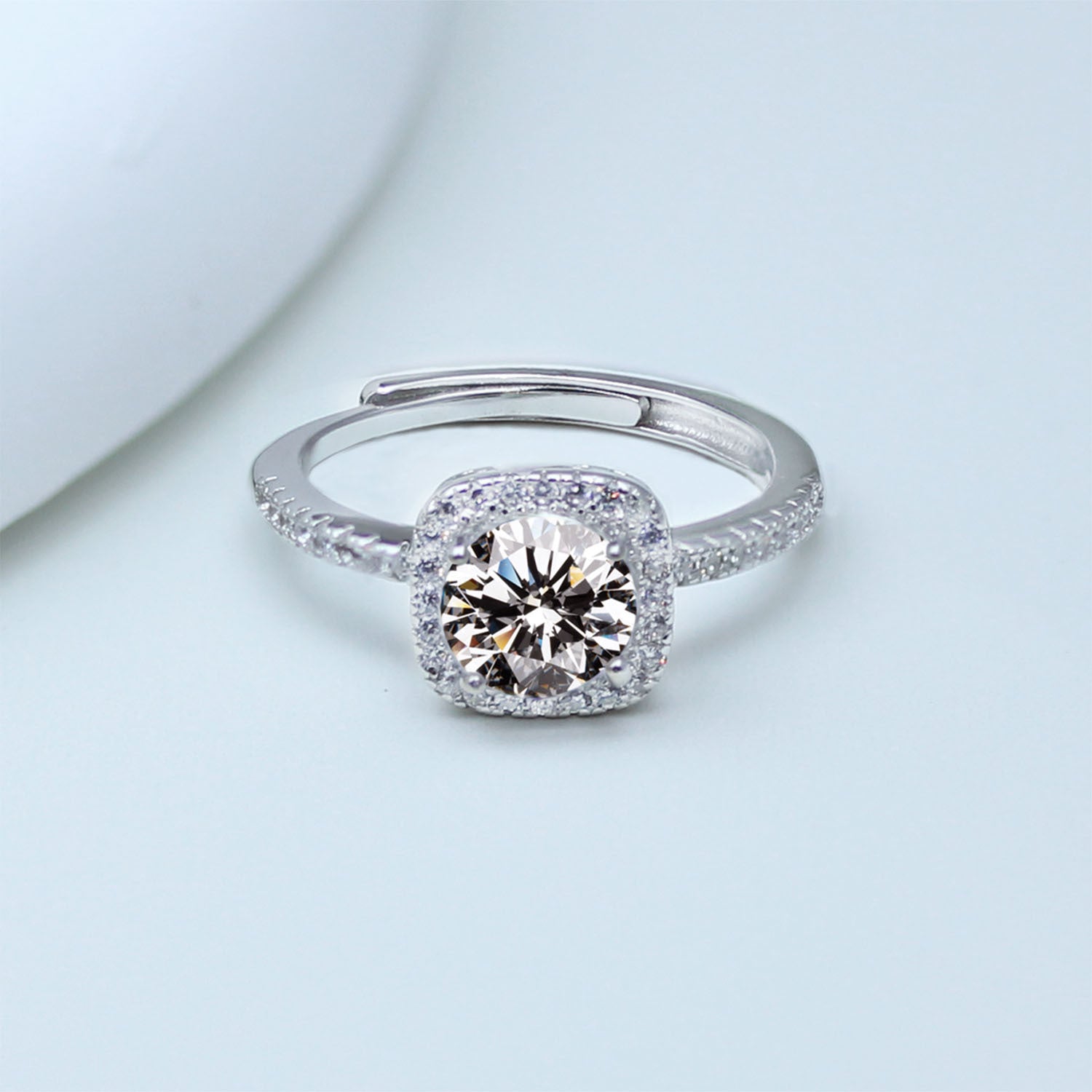 Wholesale Trendy Round Cubic Zirconia Ring in Platinum Tone,  Adjustable Open Band,  Fashion Jewelry for Women,  Resale or Gift
