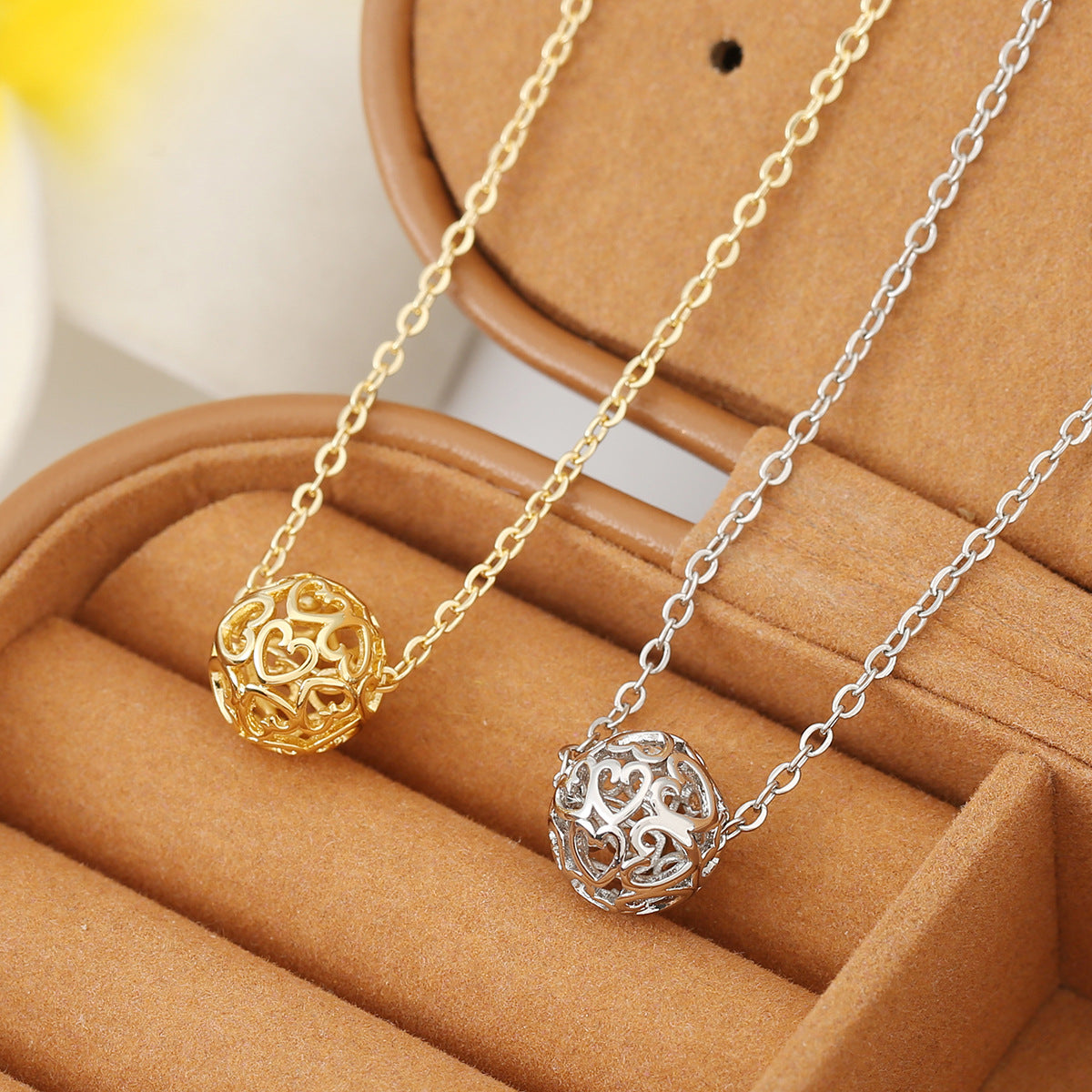 Wholesale  Heart Necklace Pendant Simple Fashion  Clavicle Chain Jewelry