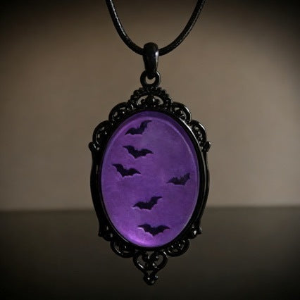 Wholesale Alloy Electroplated Gothic Crow Forest Pendant Necklace,  Trendy Jewelry Accessory for Gift Boutique