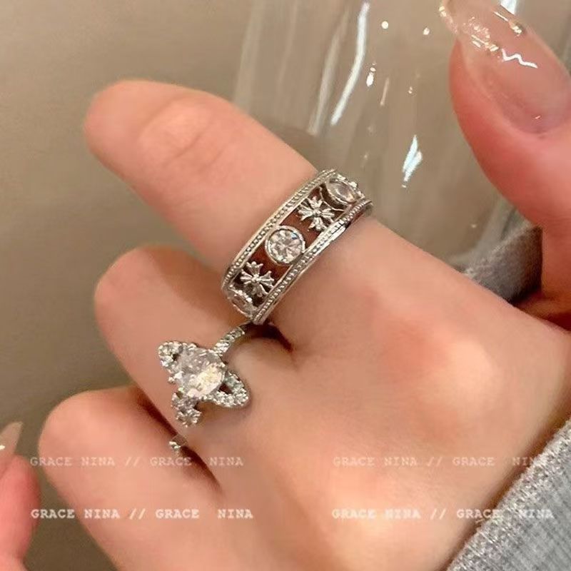 Wholesale Saturn Girl Chic Couple Ring Set Alloy Sparkling Fashion Jewelry Accessory For Gift Everyday Wear And Boutique Resale