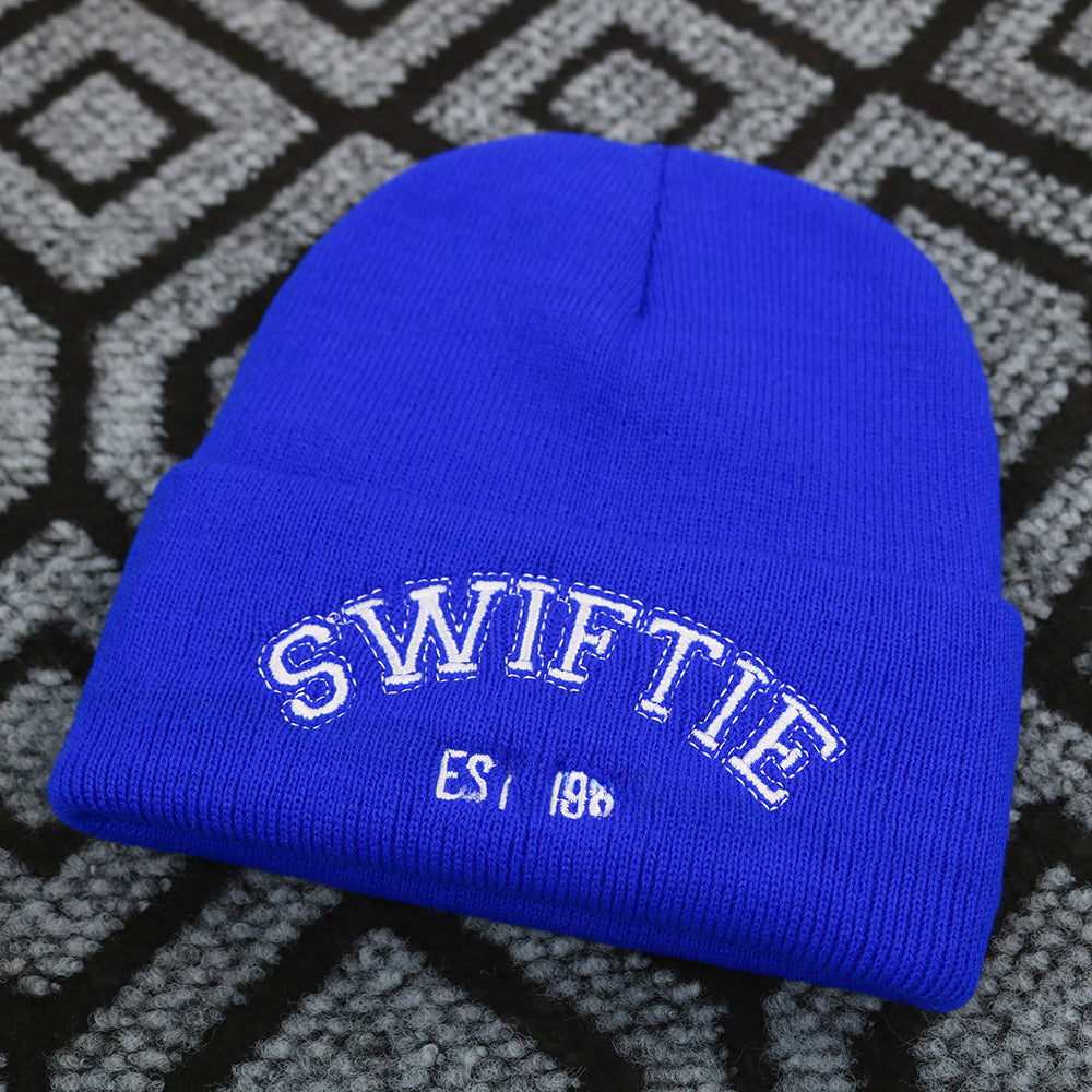 Wholesale letter knitted beanies