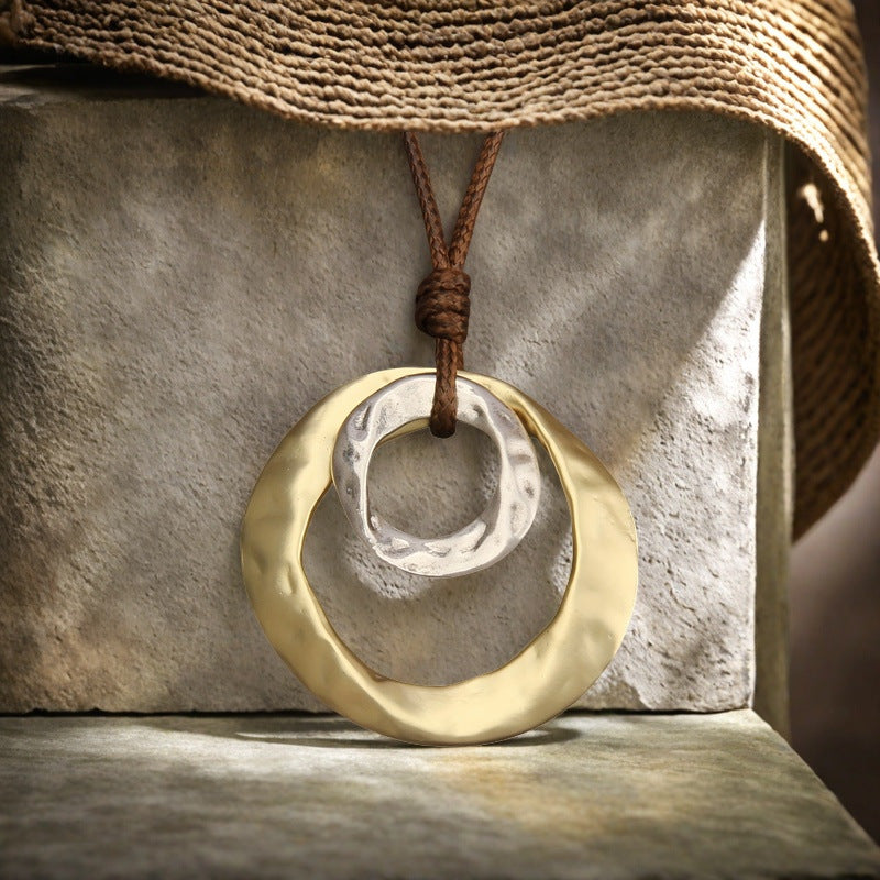 Wholesale Retro Irregular Double Ring Pendant Necklace