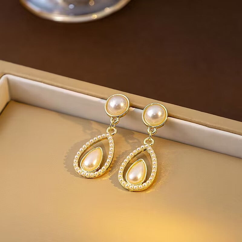 Wholesale Alloy Teardrop Pearl Earrings