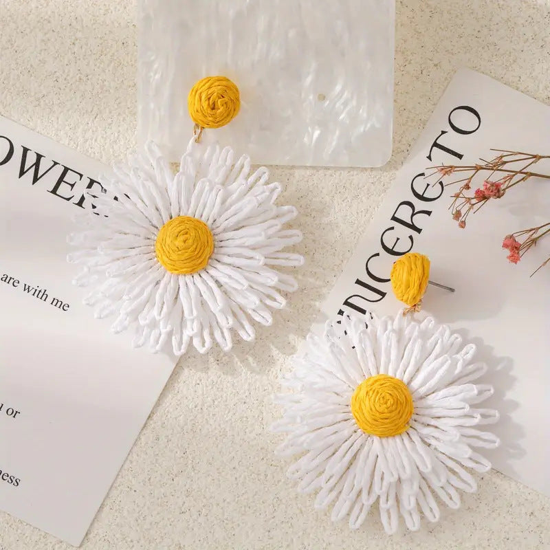 Wholesale  Hand-Woven Raffia Daisy Earrings
