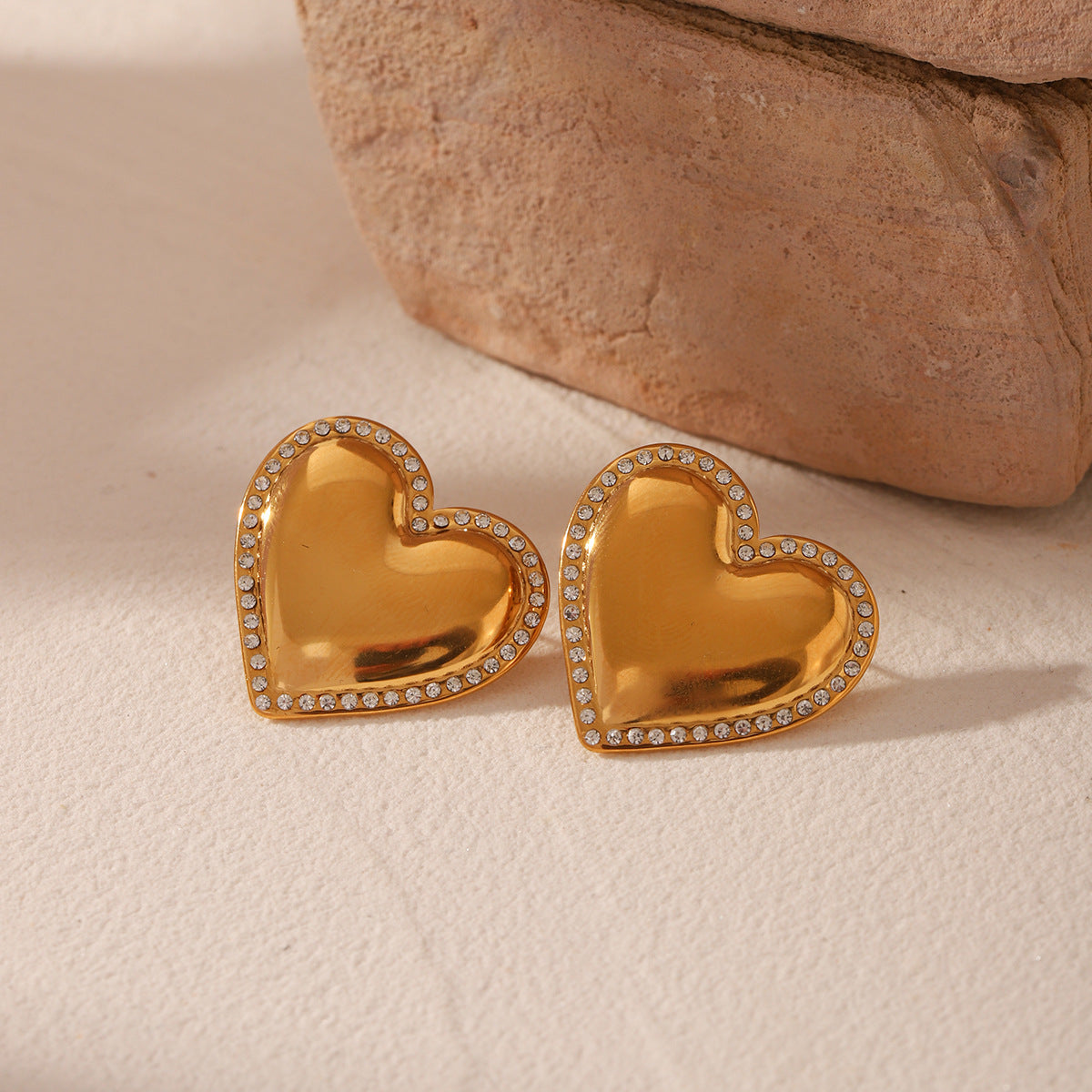 Wholesale  Stainless Steel Diamond Earrings  All-match Love Earrings