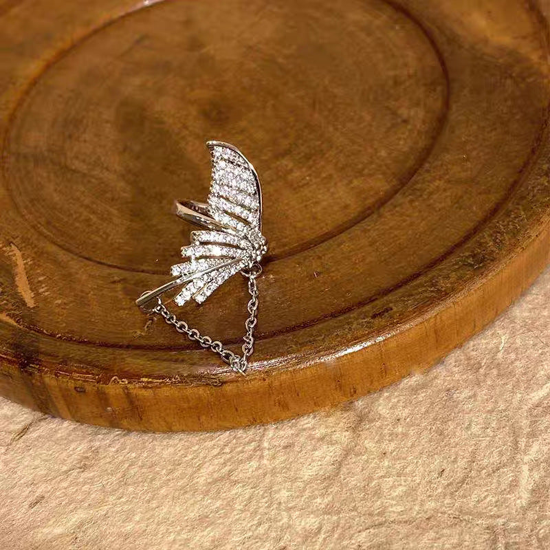 Wholesale Diamond Butterfly Clip Earrings Light Luxury Earrings