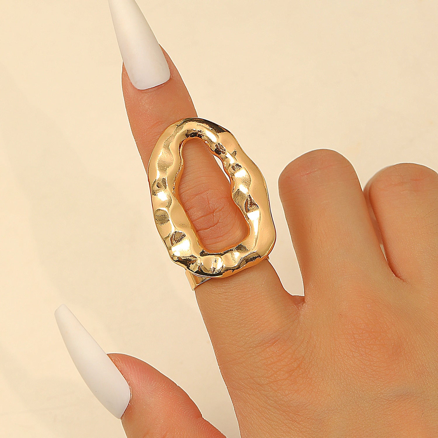 Anello irregolare da donna con linee geometriche in metallo con fiori e foglie all'ingrosso