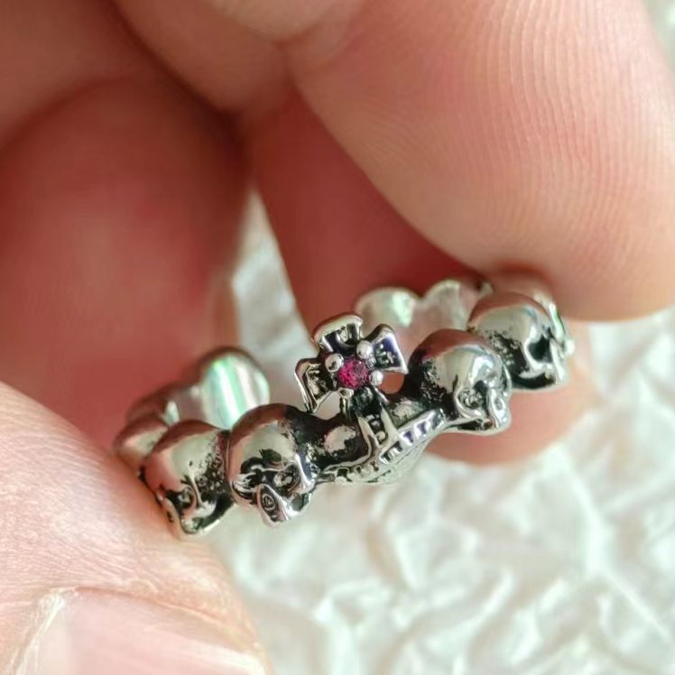 Wholesale Zinc Alloy Skull Heart Ring Vintage Style Electroplated Jewelry Accessory