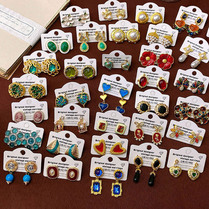 Wholesale Vintage Middle-aged Earrings Silver Needle Retro Temperament Earrings ACC-ES-Weim006