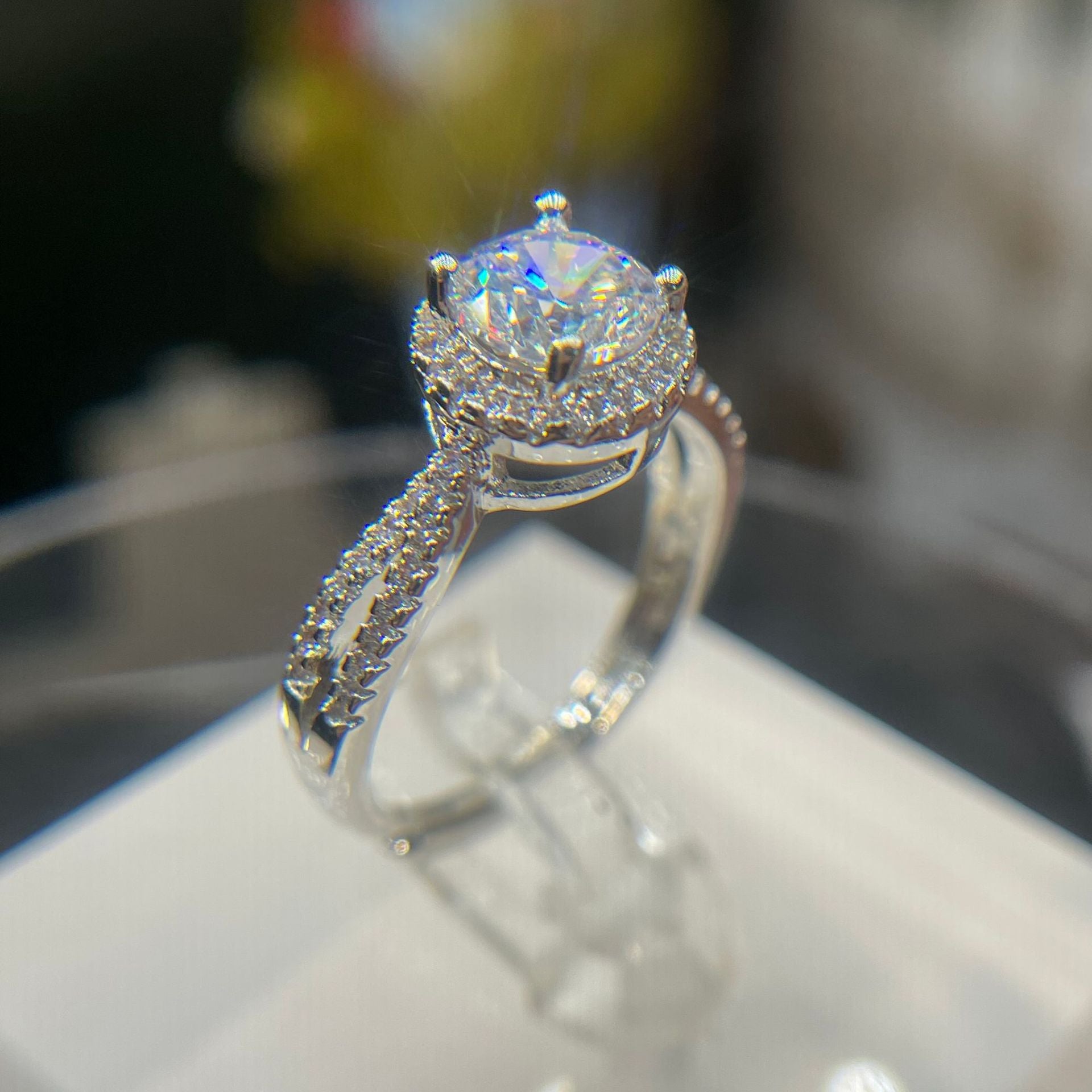 Wholesale double row twisted round light year ring