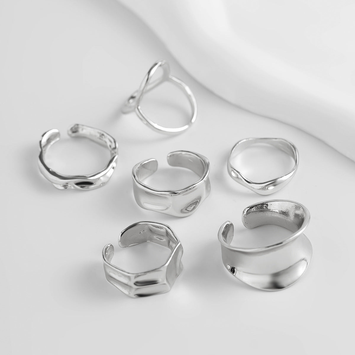 Wholesale Curved alloy hollow ring bracelet set