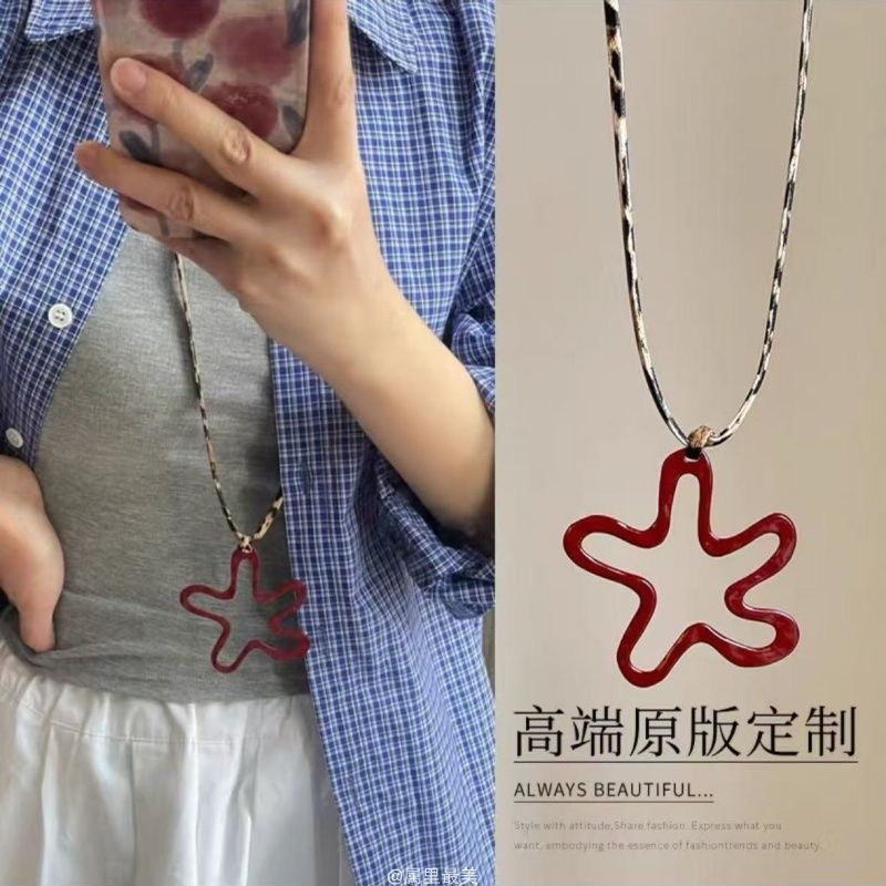 Wholesale "Lucky Star"  Little Star Necklace