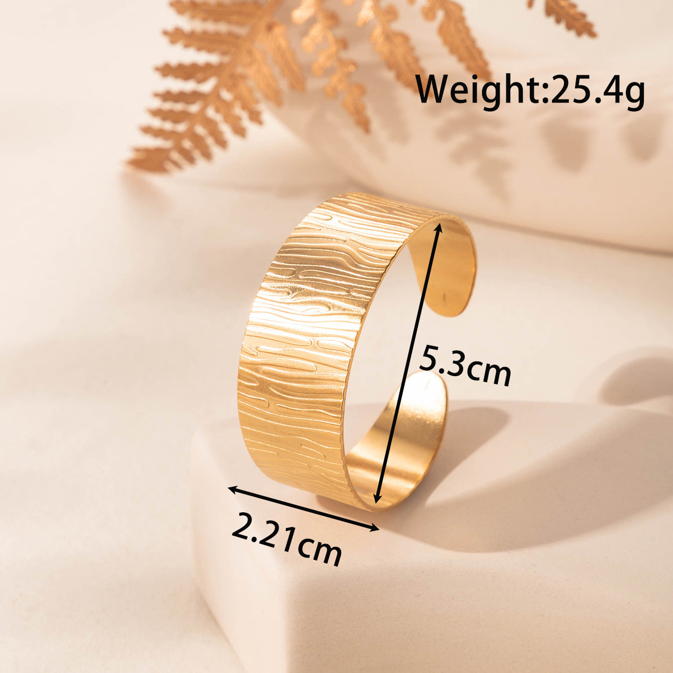 Wholesale Titanium steel simple fashion all-match  metal smooth pleated adjustable bracelet