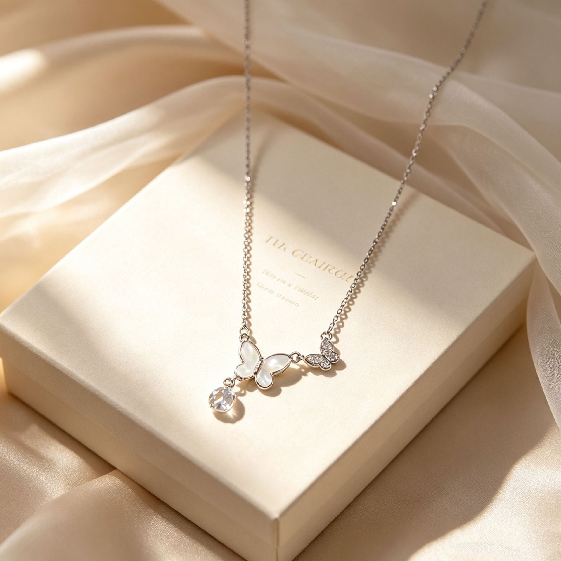 Wholesale Gold Double Butterfly Rhinestone Choker Necklace Fashion Jewelry Gift for Women