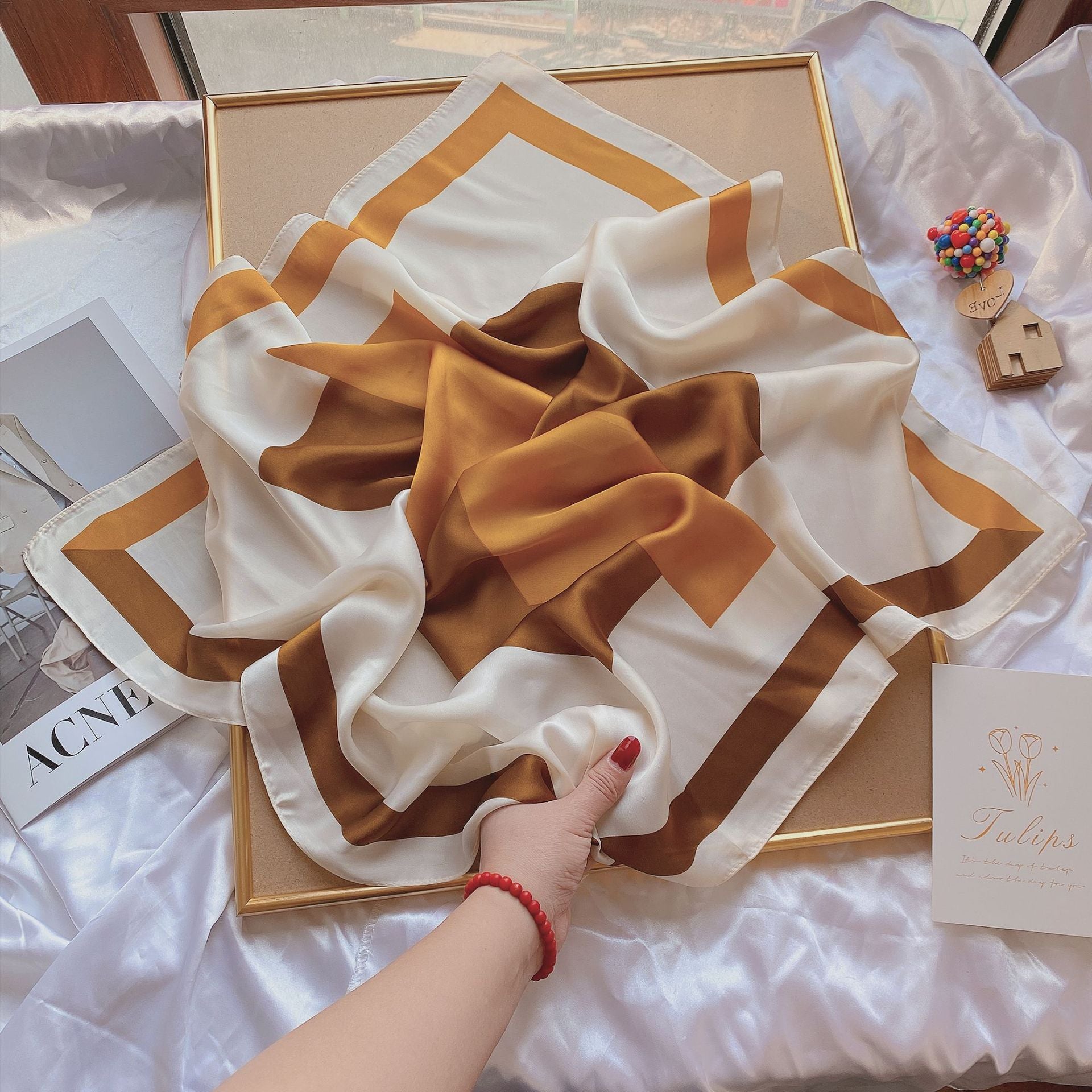 Wholesale Hangzhou Silk Spring Autumn f Women' s Shawl f 70cm Square f Gift Silk
