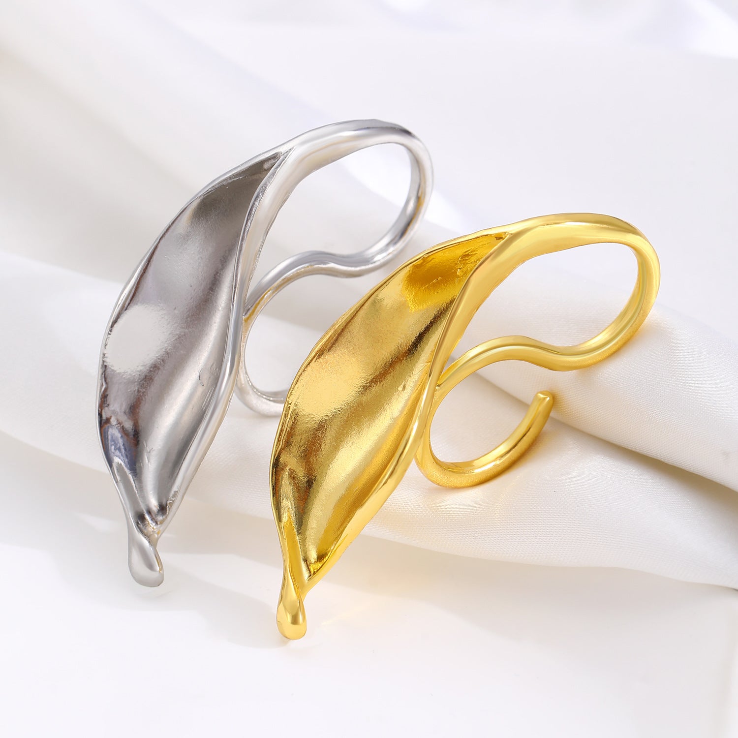 Wholesale Exaggerated Alloy Frosted Leaf Shape Opening Ring