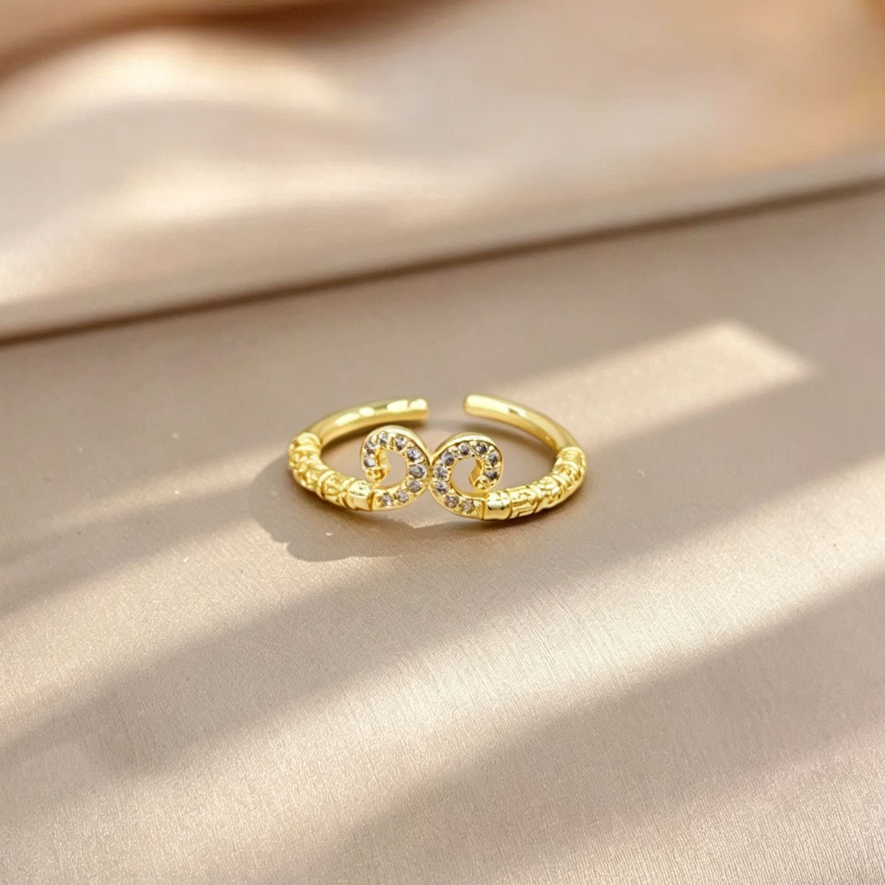 Wholesale Gold Plated Star Burst Crown Ring Adjustable Open Fashion Accessory for Women Gift Boutique