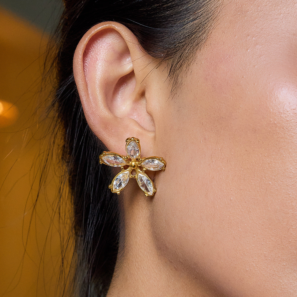 Wholesale 18K Gold Stainless Steel White Zircon Flower Earrings