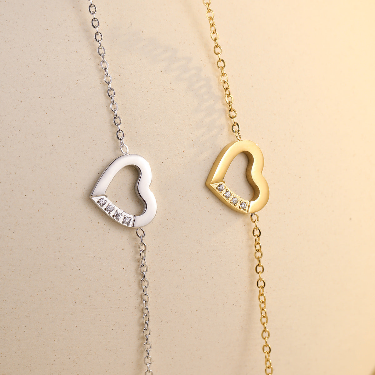 Wholesale Heart Hollow Stainless Steel Bracelet