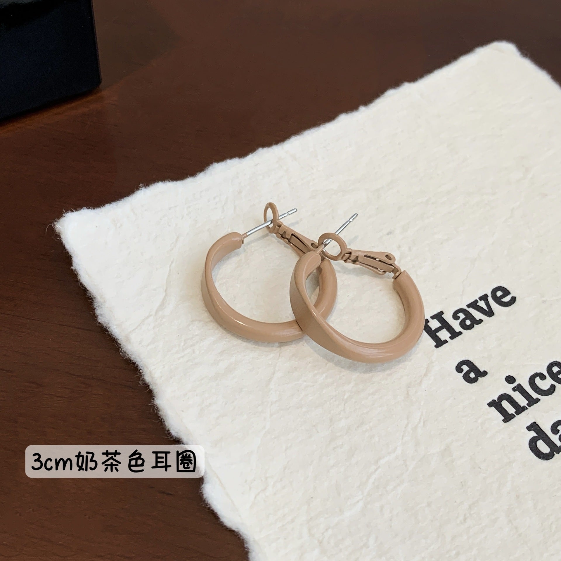 Wholesale retro encora red heart circle large earrings female silver needle