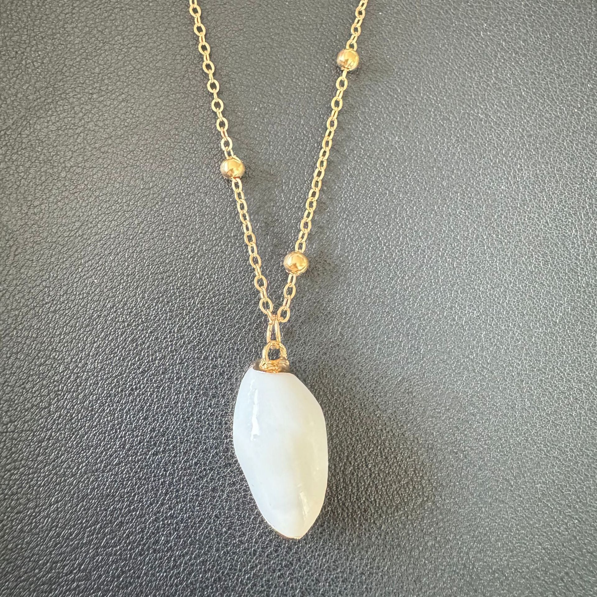 Wholesale Conch Bead Necklace Natural Shell  Beach Natural Necklace