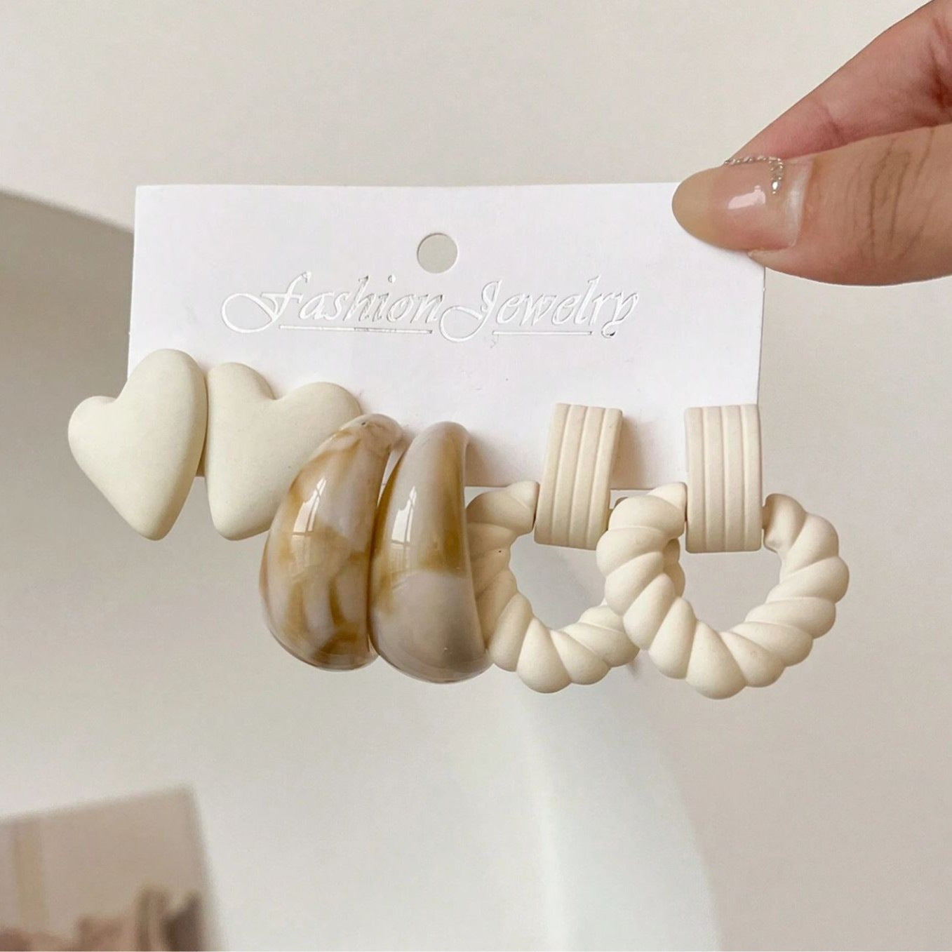 Wholesale Electroplated Resin Hollow Ring Earrings Set Geometric Multi Color Statement Earrings For Women Trendy Fashion Accessory