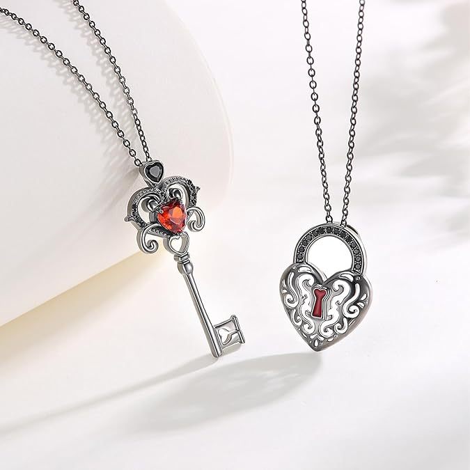 Wholesale  hollow diamond love clavicle chain key lock creative couple  necklace