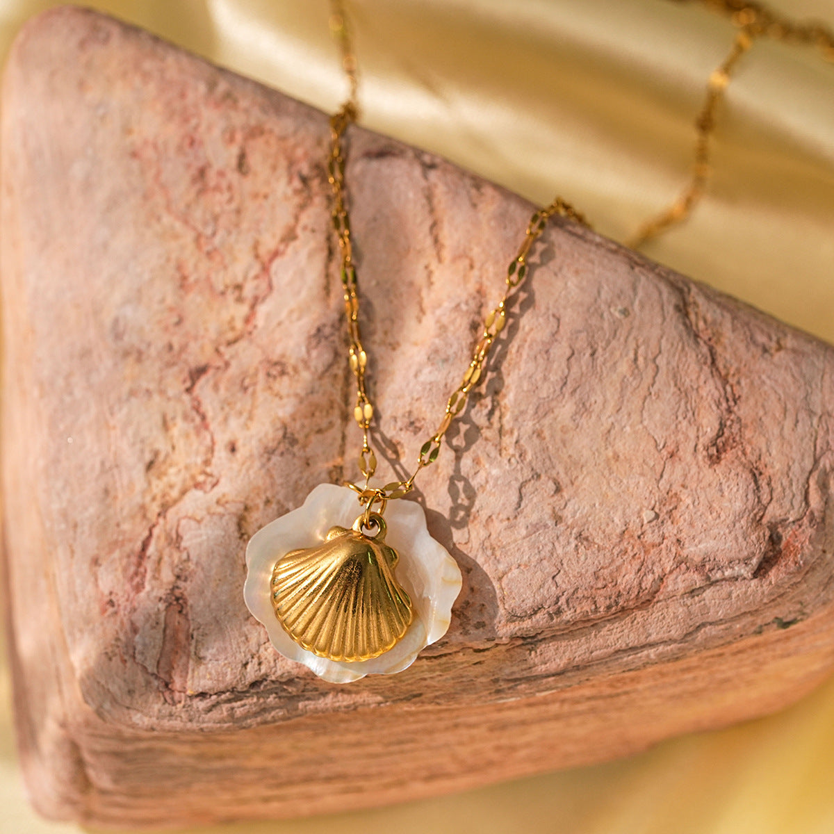 Wholesale  Titanium steel waterproof beach shell crab turtle starfish mix pendant necklace