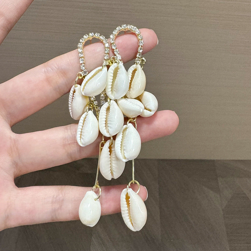 Wholesale Flower Tassel Acrylic Earrings Stylish Fashion Accessory for Boutique Resale
