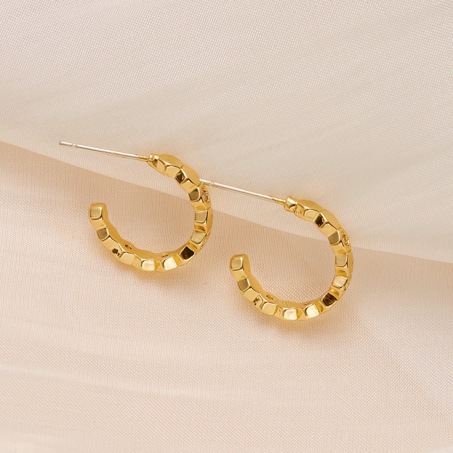 Wholesale  Female Sense Honeycomb Earrings