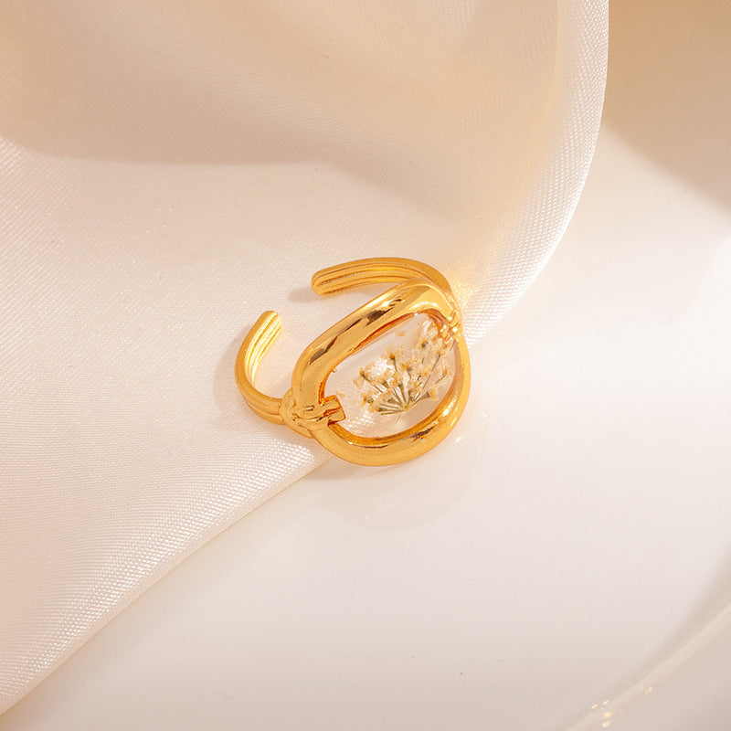 Wholesale Fresh Minimalist Heart Flower Ring in Titanium Steel Chic Fashion Accessory for Women