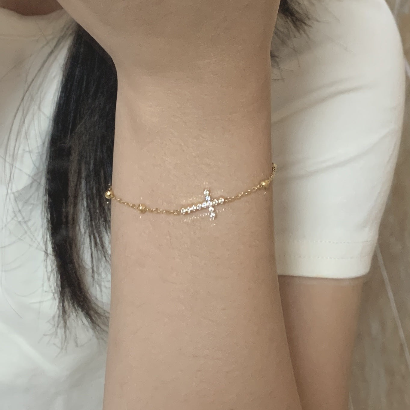 Wholesale Titanium Steel Cross Pendant Bracelet For Women Zircon Stones Everyday Wear Fashion Accessory