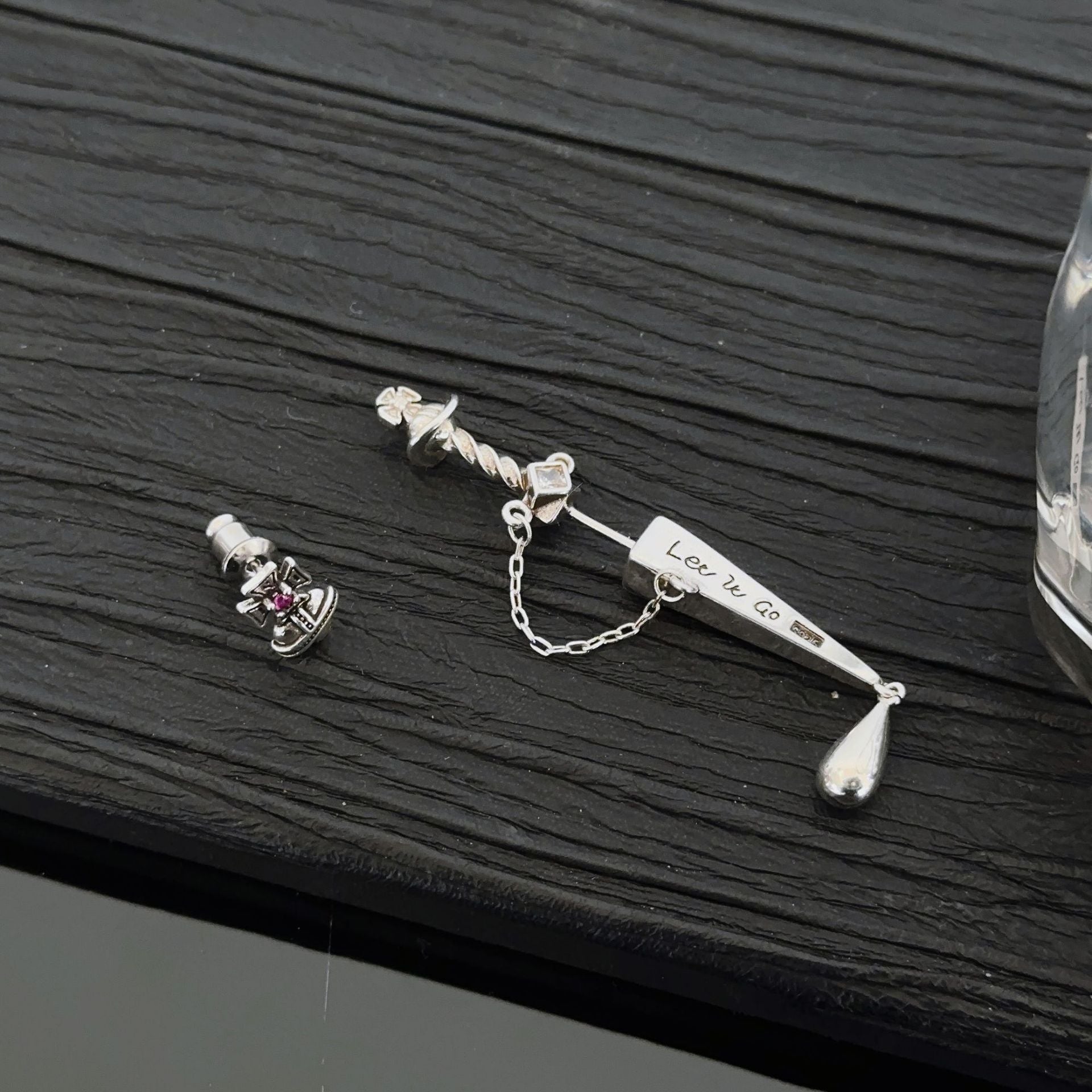 Wholesale Personalized Long Swords Silver Plated Earrings