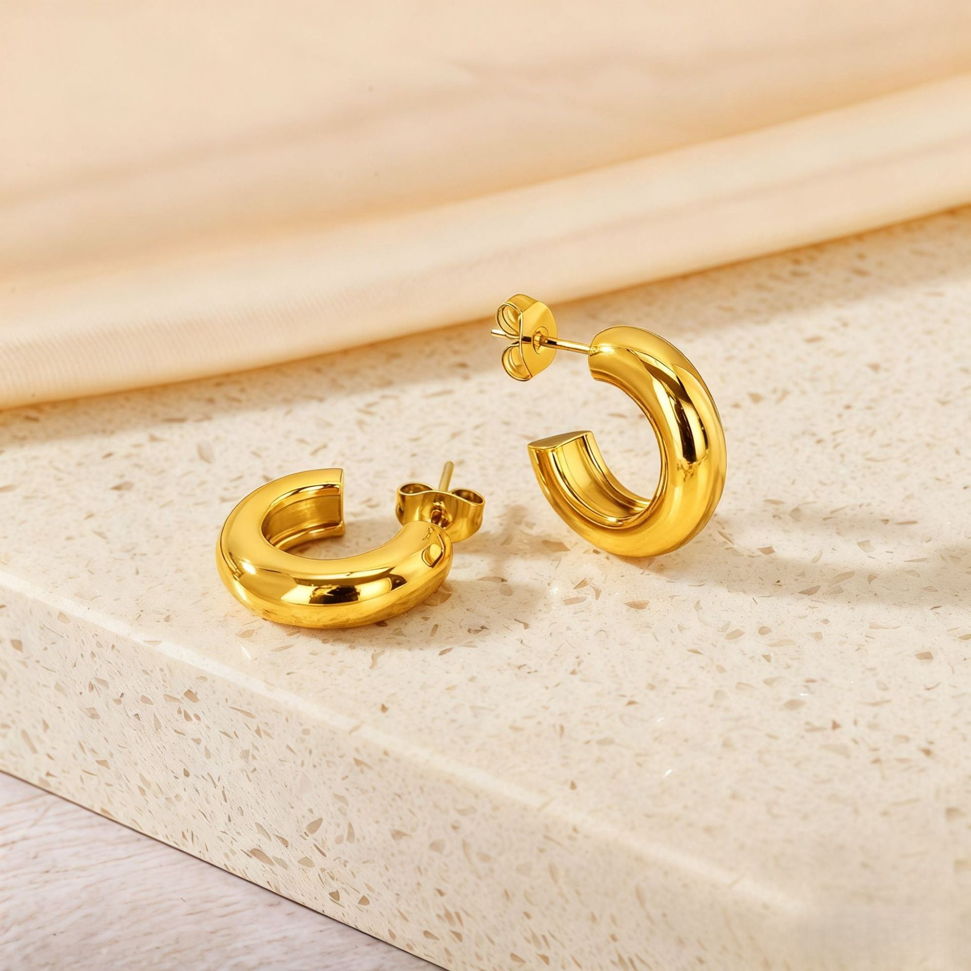 Wholesale Classic Hoop Versatile Non-Fading Titanium Steel Earrings