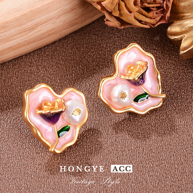 Wholesale Natural Pearl Rose Heart Shaped Earrings