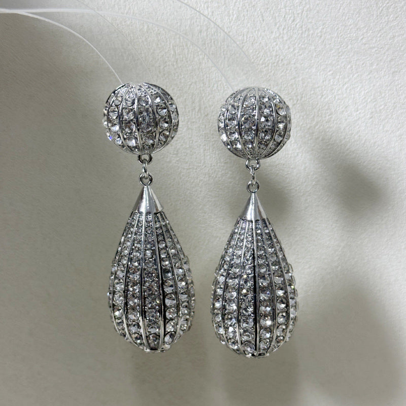 Wholesale  Light Luxury  Full Diamond Three-dimensional Oval Water Drops Earrings