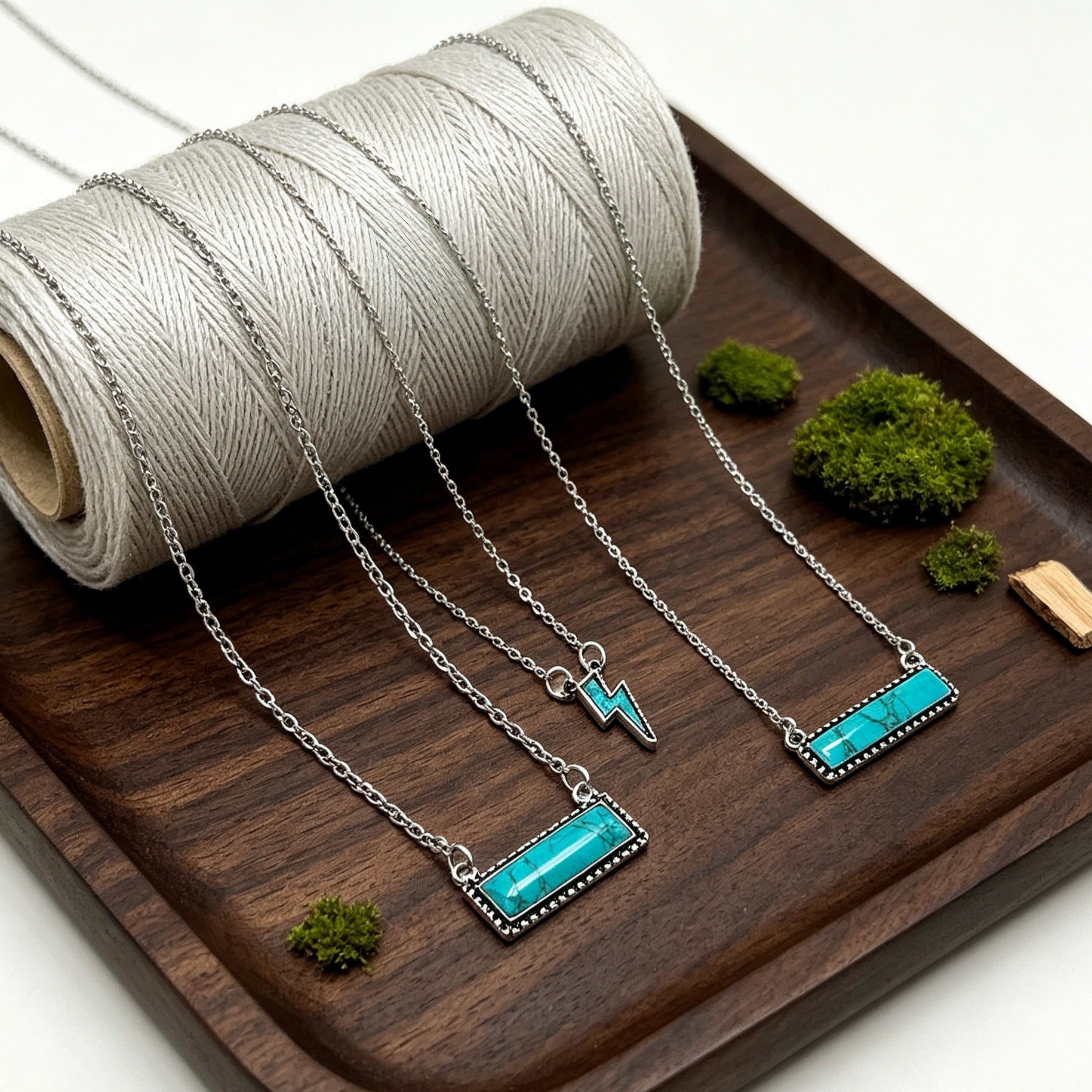 Wholesale Boho Distressed Turquoise Pendant Necklace Geometric Lightning Design Fashion Accessory Gift For Boutique Resale