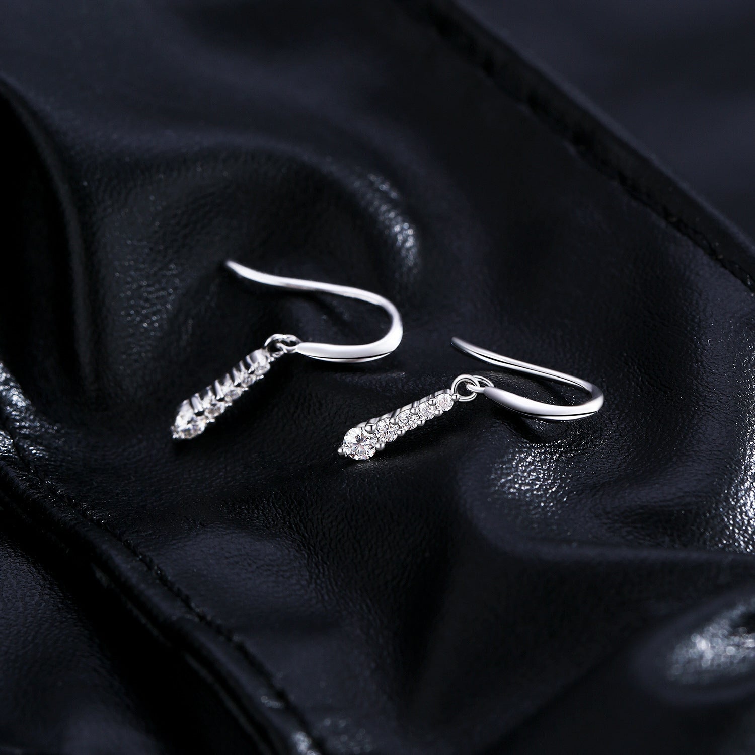 Wholesale Diamond s925 Silver Water Drop Rai Diamond Ear Hook Earrings