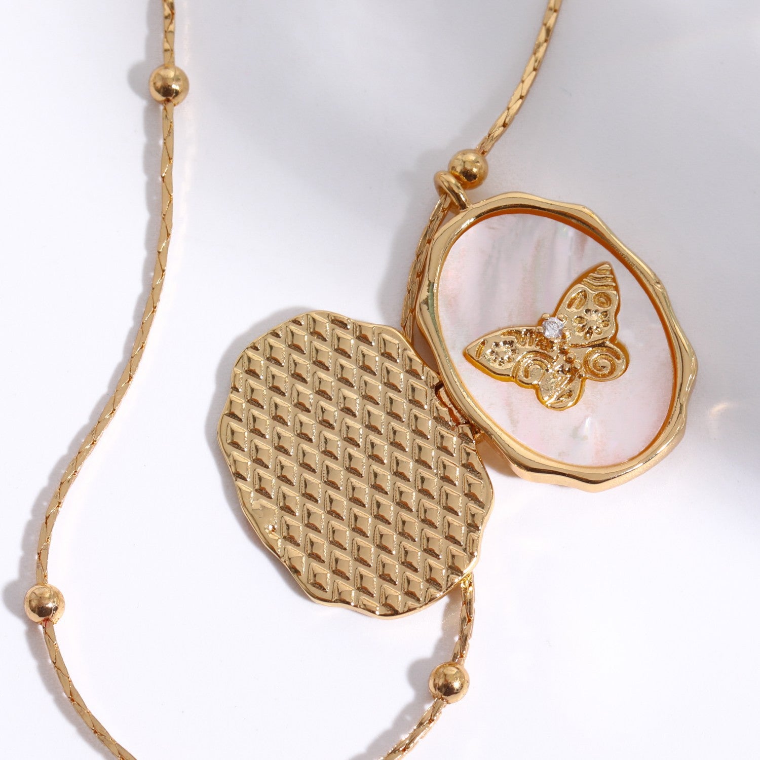 Wholesale  Butterfly Shell Photo Album Photo Frame Necklace