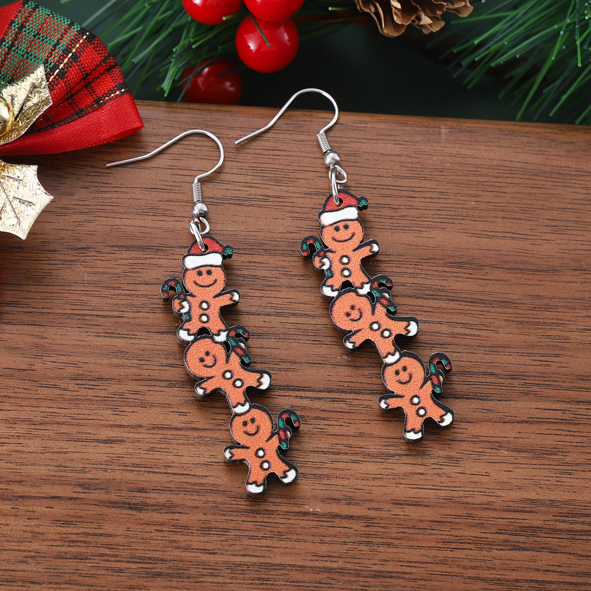 Wholesale Christmas cute Christmas hat gingerbread man pendant earrings