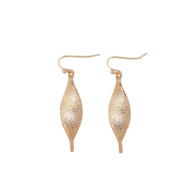 Wholesale Fashion retro geometric wave alloy earrings