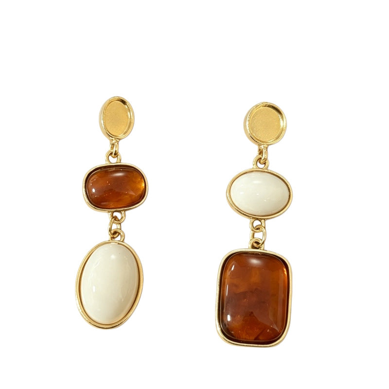 Wholesale Retro Geometric Earrings Amber Cream Contrast Irregular Alloy Fashion Accessory Gift