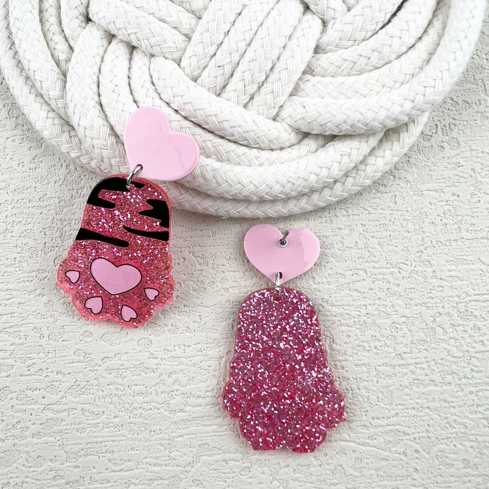Wholesale Valentine's Day Glitter red tiger claw animal earrings
