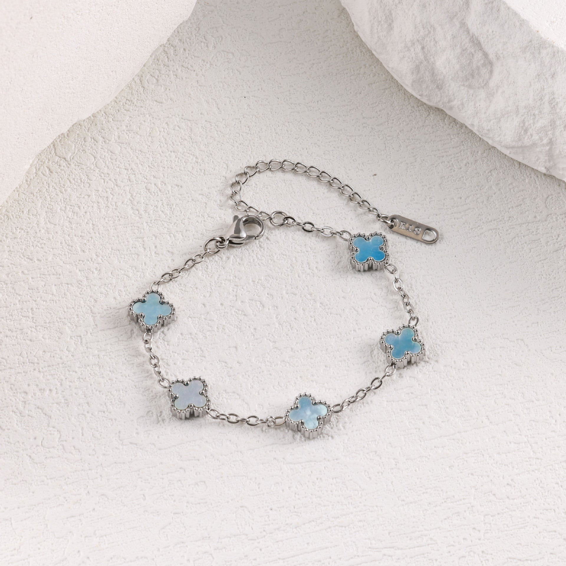 Wholesale Stainless Steel Four-Leaf Clover Bracelet with Mother-of-Pearl and Turquoise,  Trendy Jewelry Accessory for Women