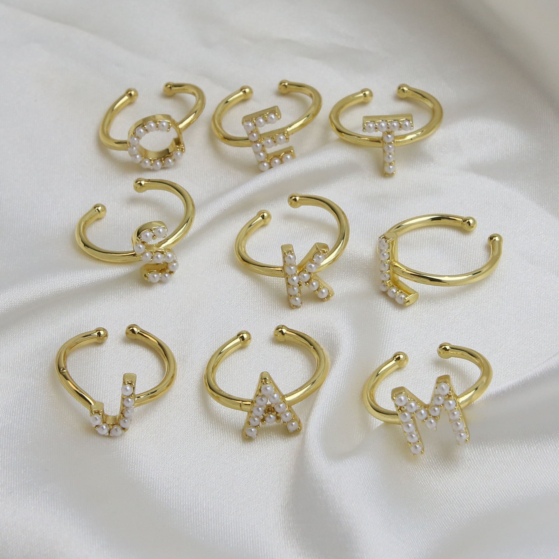 Wholesale  brass pearl 26 English letters open ladies ring